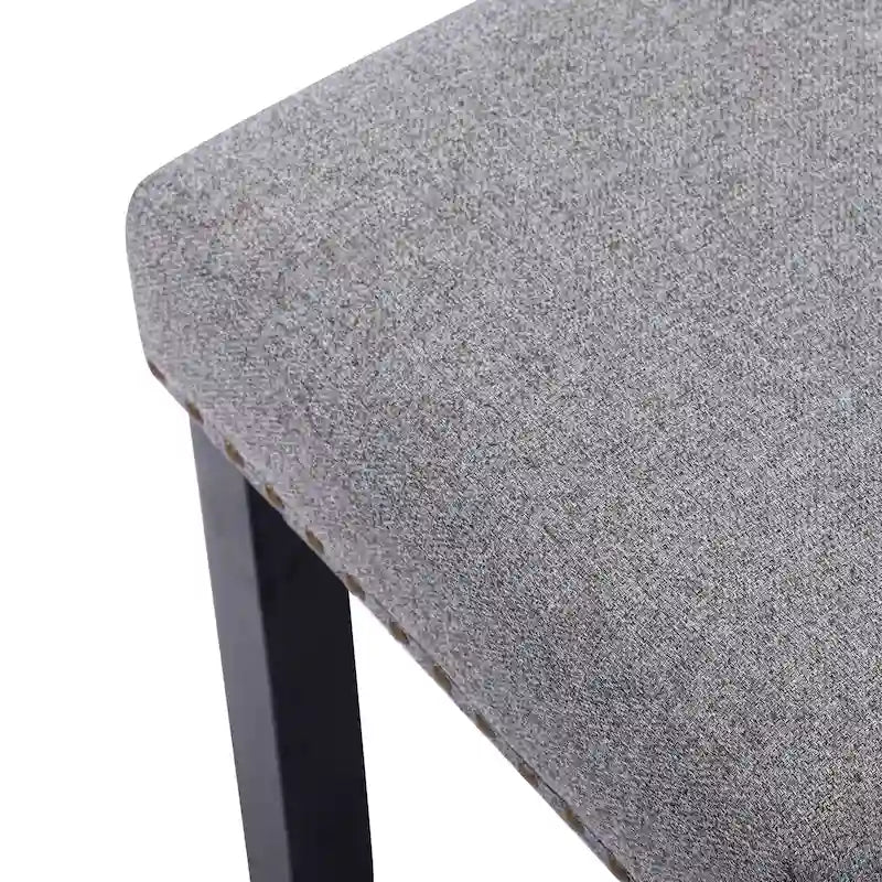 Banc moderne capitonné de 44 pouces de long avec garniture cloutée et pieds en bois