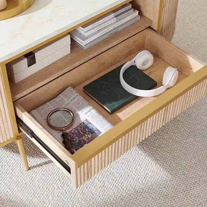 Table basse moderne et luxueuse à cannelures, table d'appoint avec plateau en imitation marbre