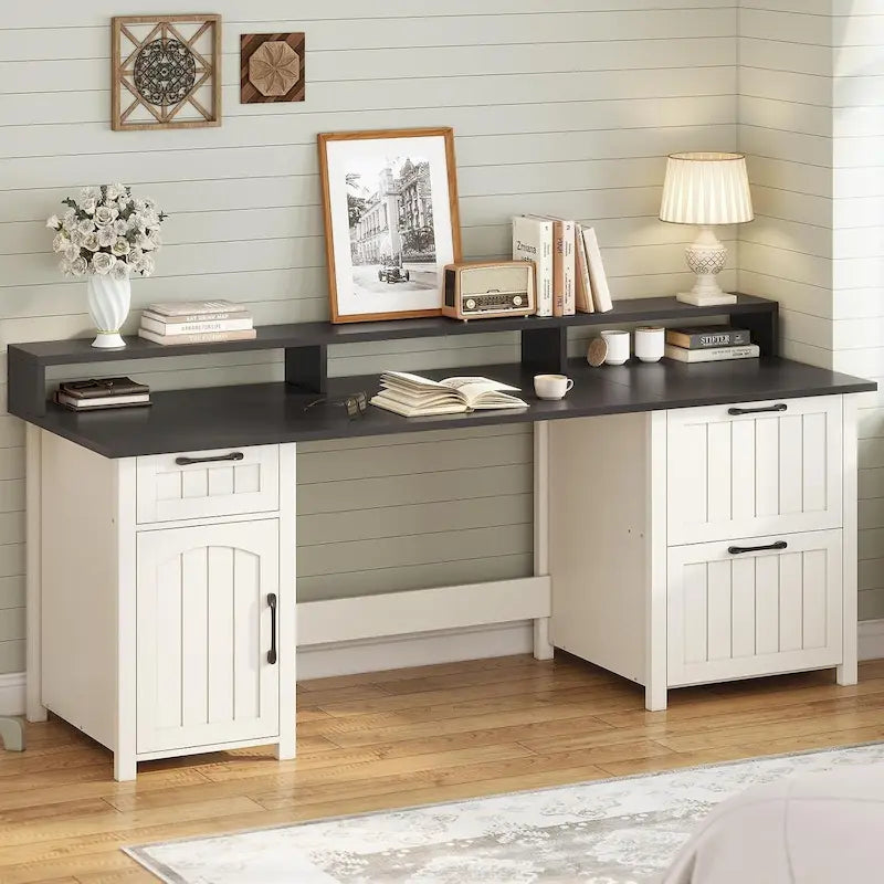 Bureau d'ordinateur de style campagnard avec armoire de rangement à tiroirs