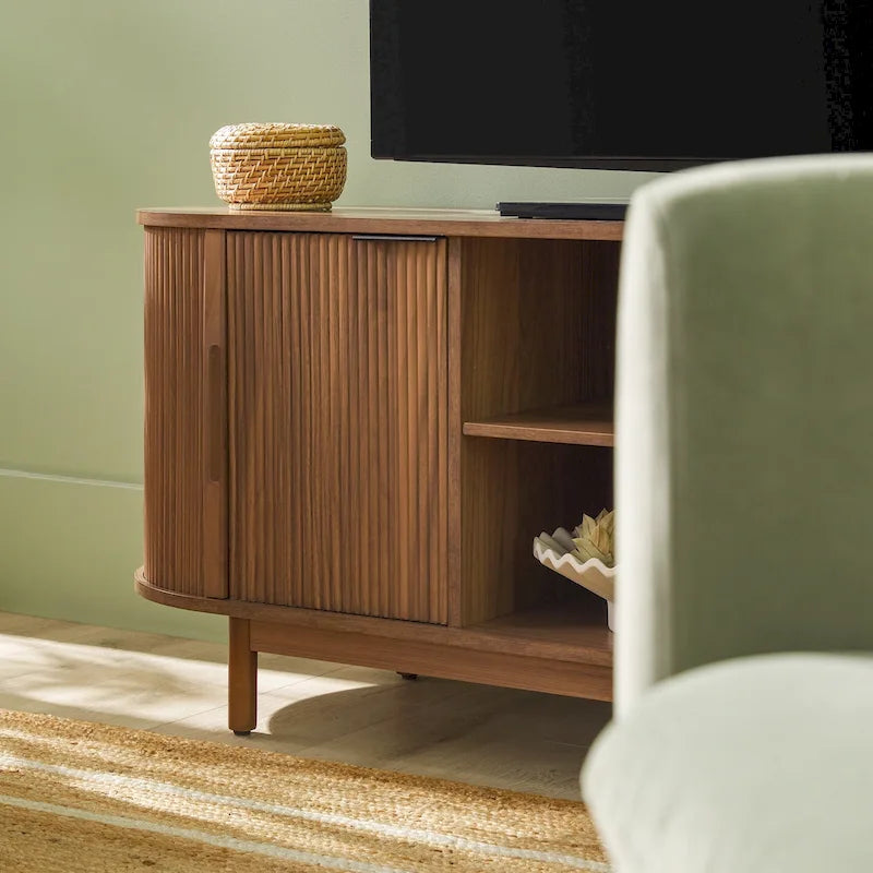Meuble TV moderne Middlebrook à cannelures de 60 pouces et bords arrondis