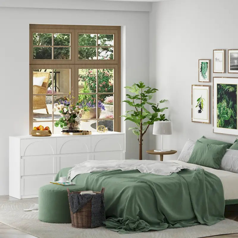 Commode blanche à 9 tiroirs avec design élégant et système anti-basculement