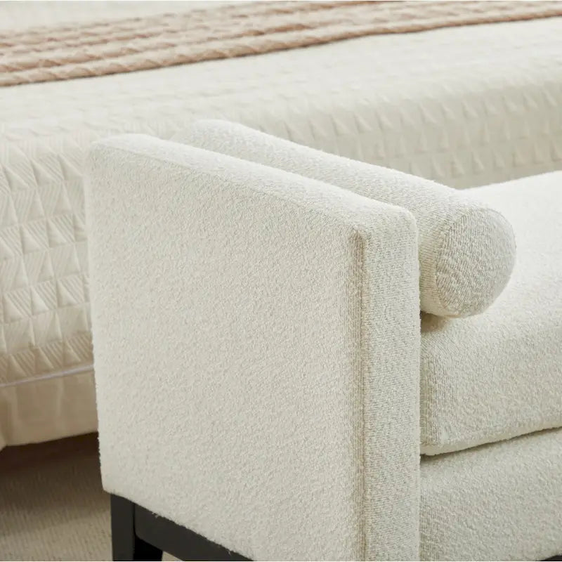 Banc de chambre avec coussins et pieds en bois massif pour salon et entrée